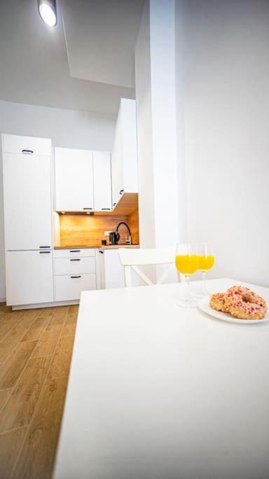 Stylish Apartment In Warsawa Bagian luar foto